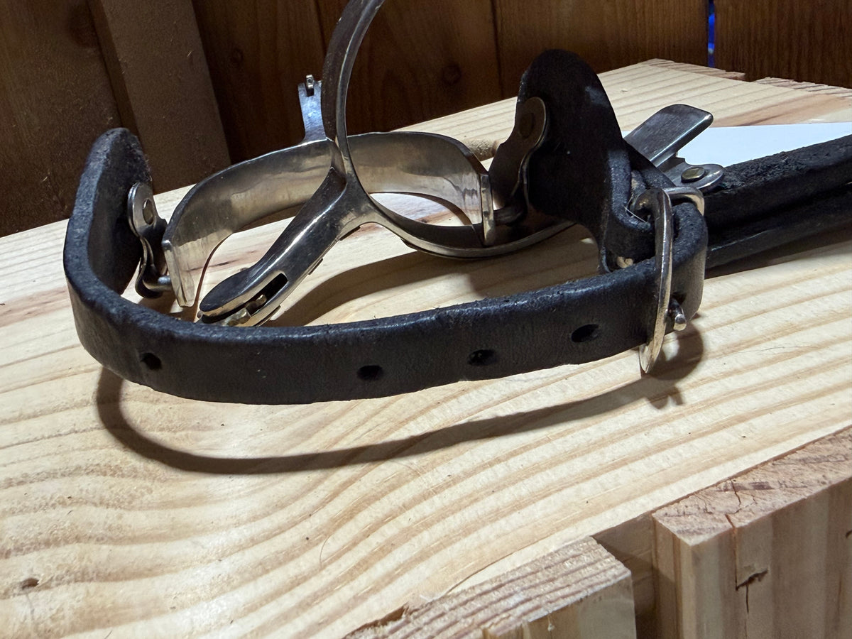 Used Ladies’ Engraved Western Spurs with Leather Spur Straps