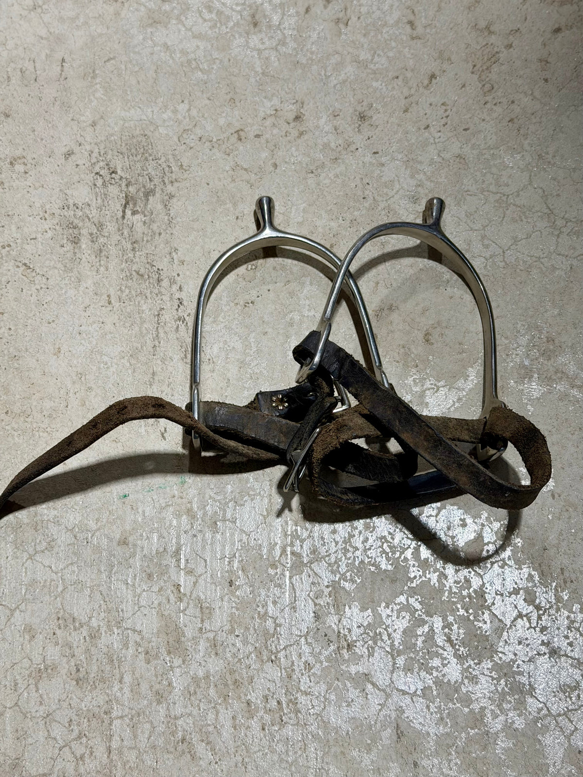 Used English Spurs with Leather Straps