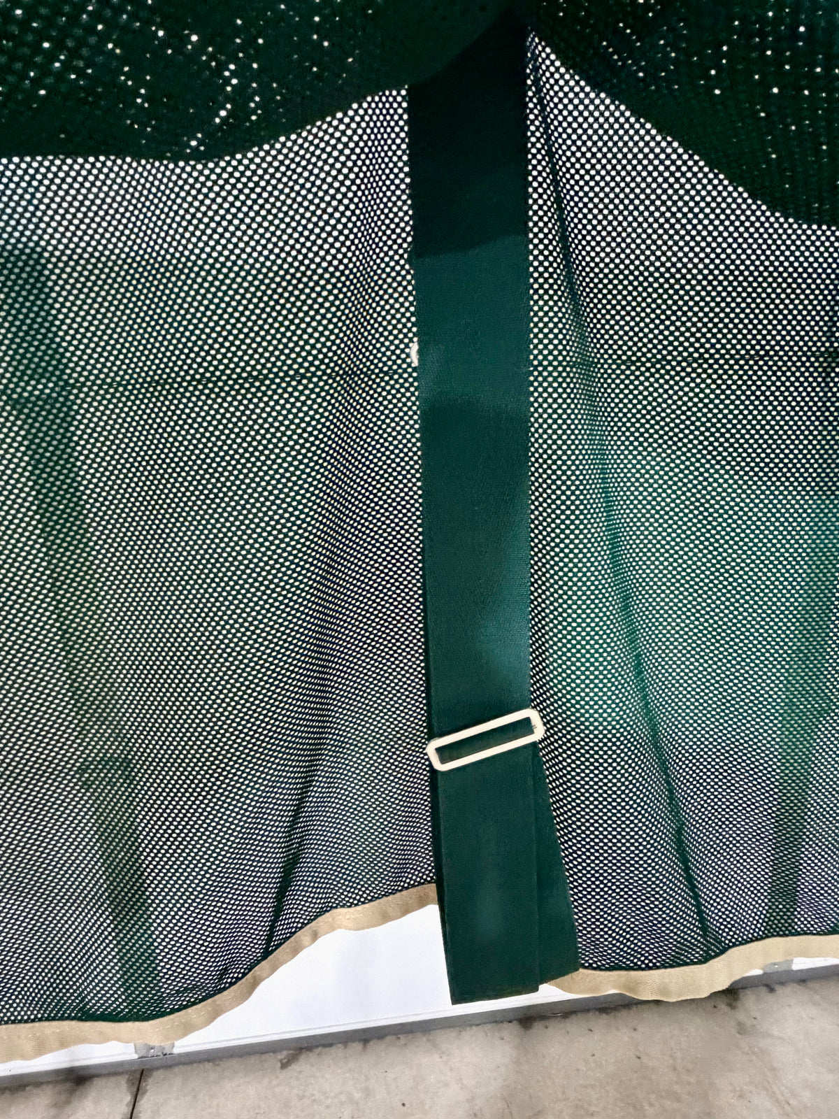 Mesh Horse Scrim Sheet – 84”