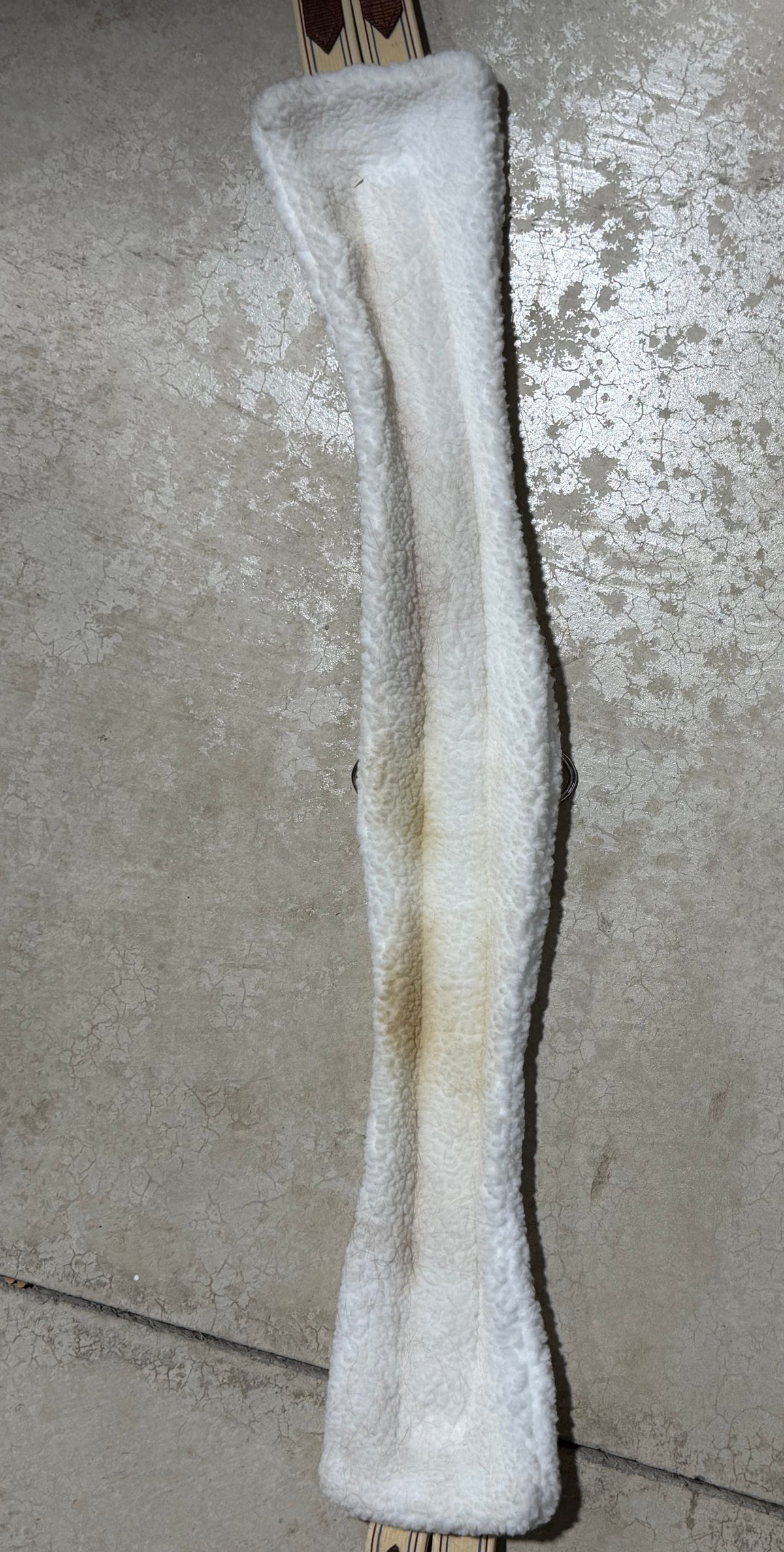 Kincade Fleece English Girth • 48” • Lightly Used