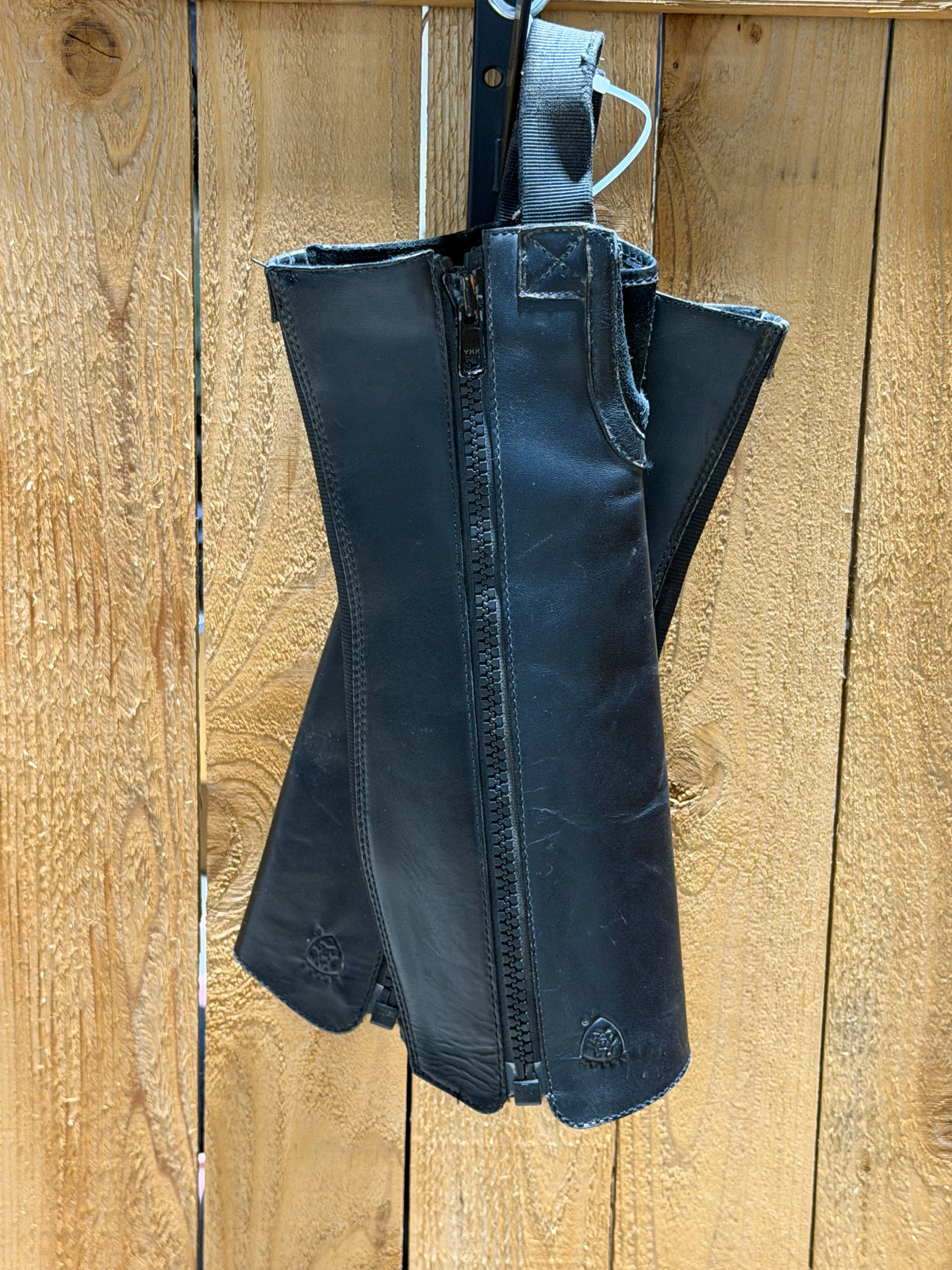 Ariat Children’s Half Chaps • Black • Size Medium