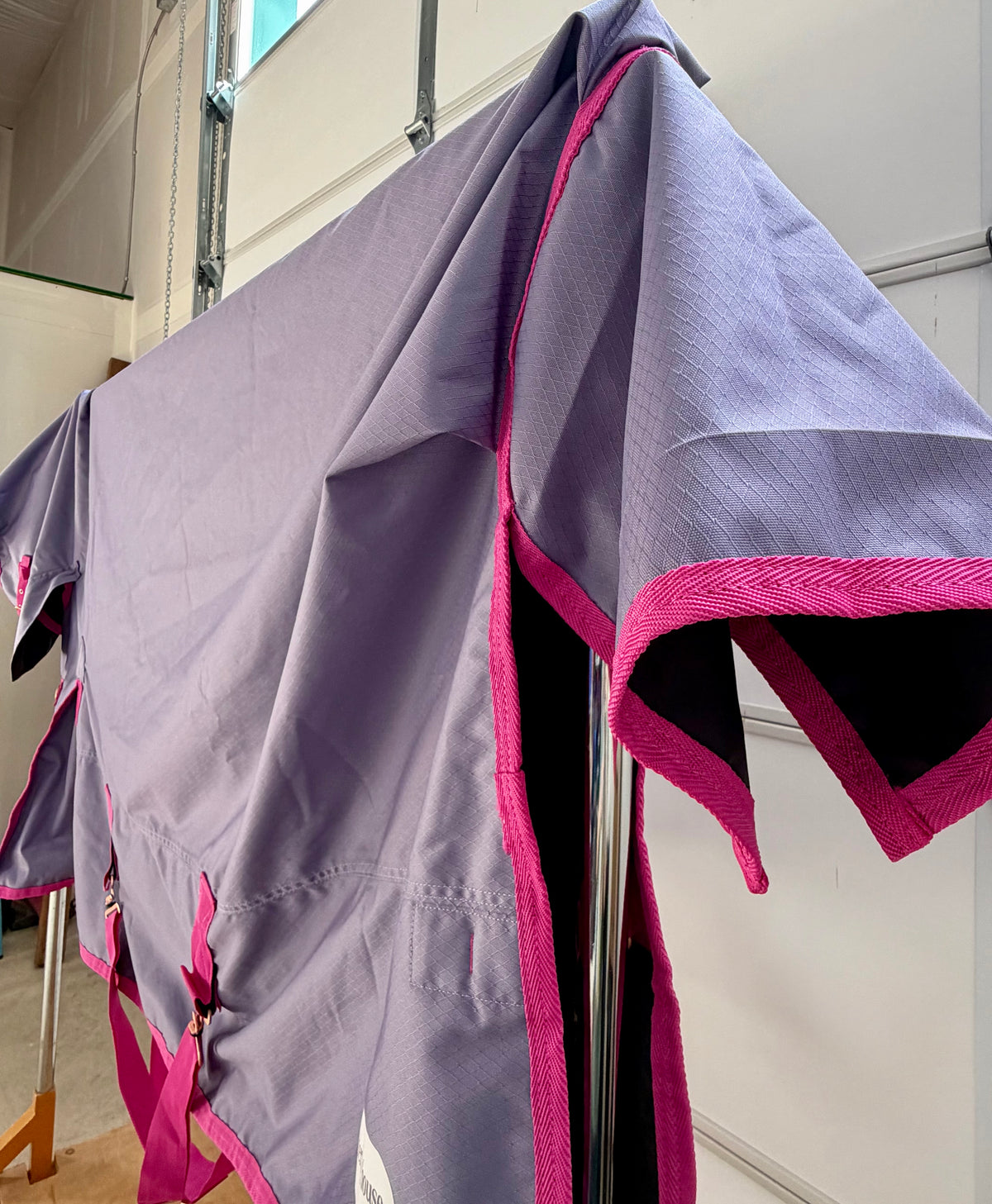 NWT Derby House Turnout Sheet with Attached Neck – 69” – Lavender & Hot Pink