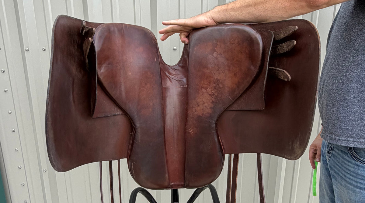 Vintage Hallmark English Cutback Saddle – Approx. 20” Seat – Made in Argentina