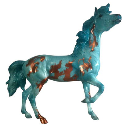 Bisbee Breyer Traditional – (Retired Decorator Model)