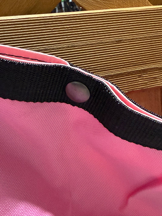 NWT Derby Originals Nylon Hay Bag – Light Pink