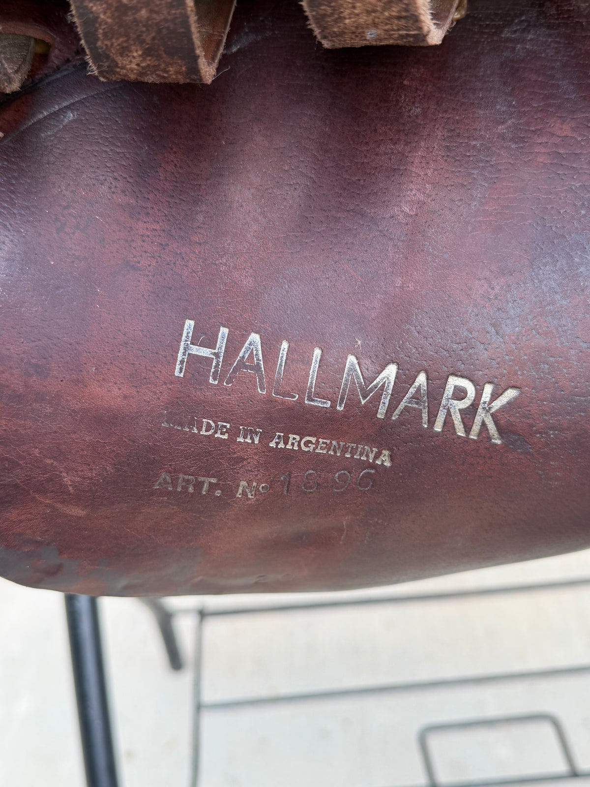 Vintage Hallmark English Cutback Saddle – Approx. 20” Seat – Made in Argentina