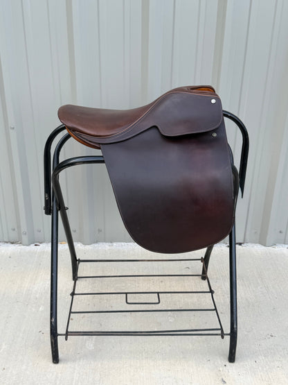 Vintage Crosby English Cutback Saddle – 20” Seat – Made in England