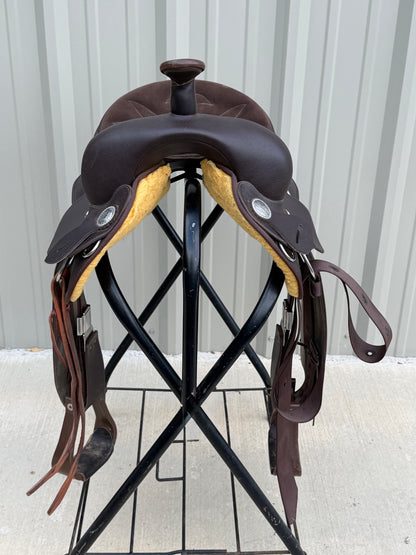 Used Wintec Western Saddle – 15” Seat – Brown Synthetic
