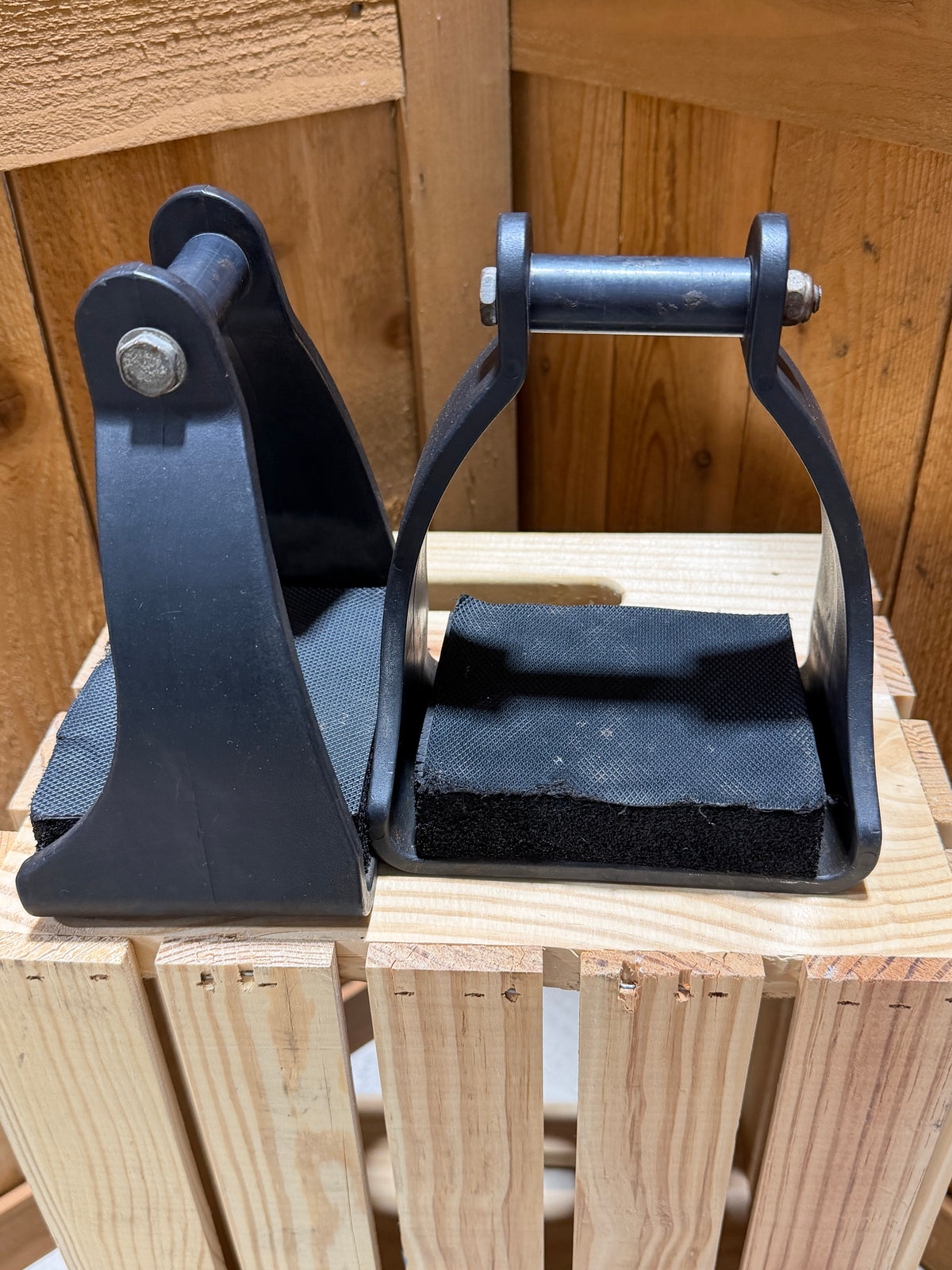 Endurance / Trail Stirrups with Anti-Fatigue Pads