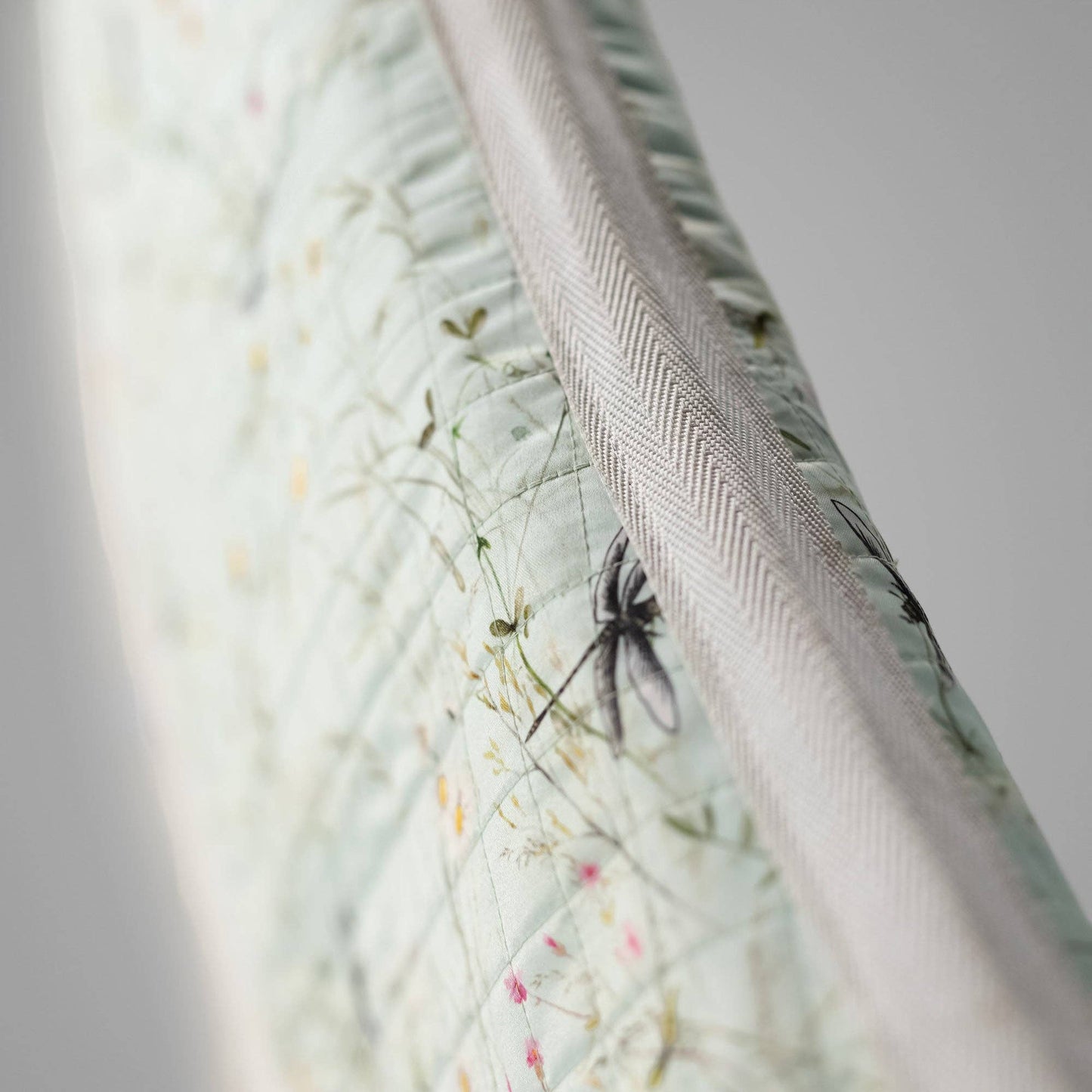 Dapplebay Dragonfly Meadow Western Saddle Pad