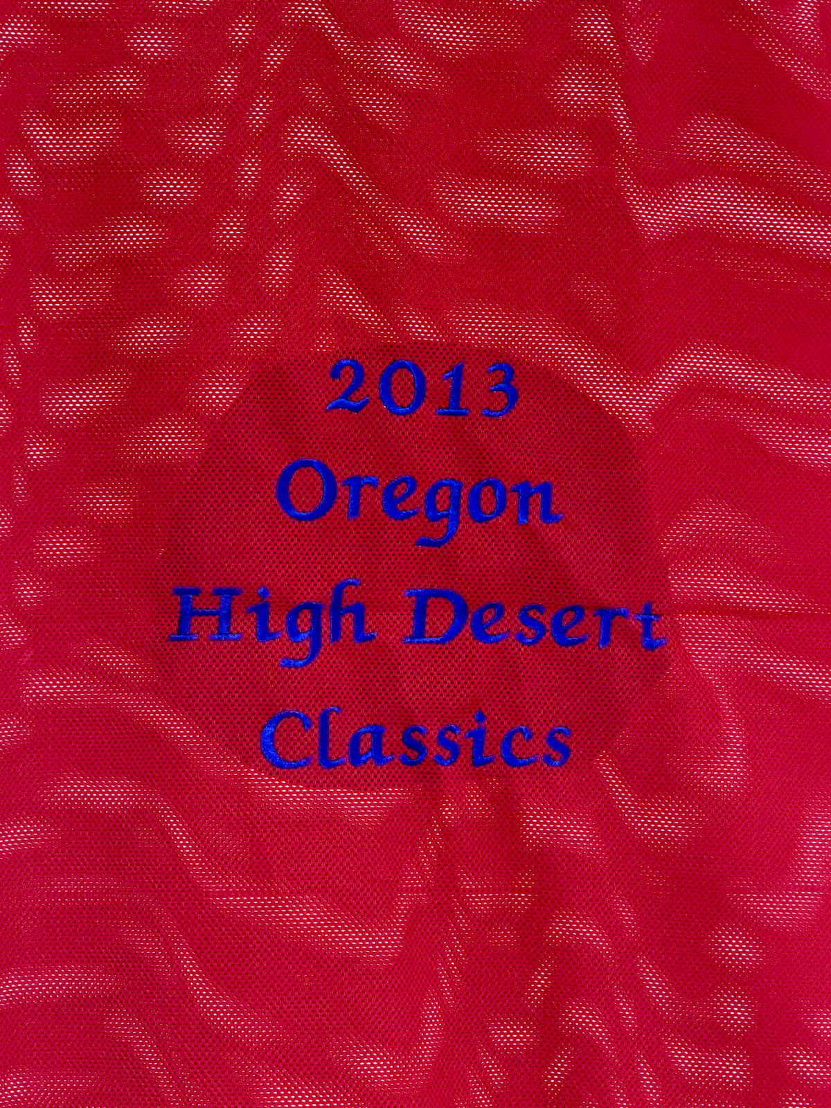 New Award Logo Mesh Horse Sheet – 74” – Red
