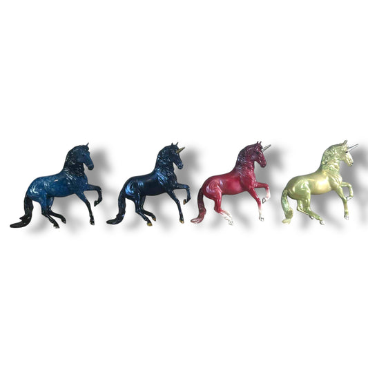 Breyer Stablemate – Alborozo Unicorns (Sold Individually)