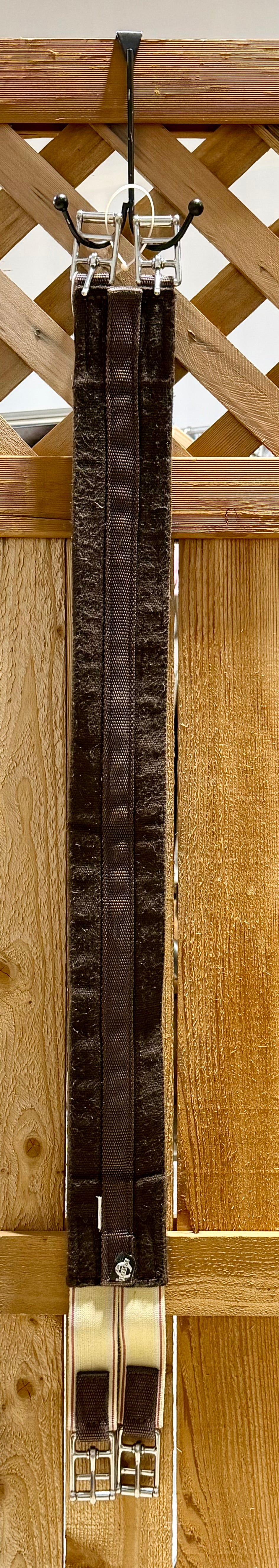 Used Triple E Nylon English Girth – 40”
