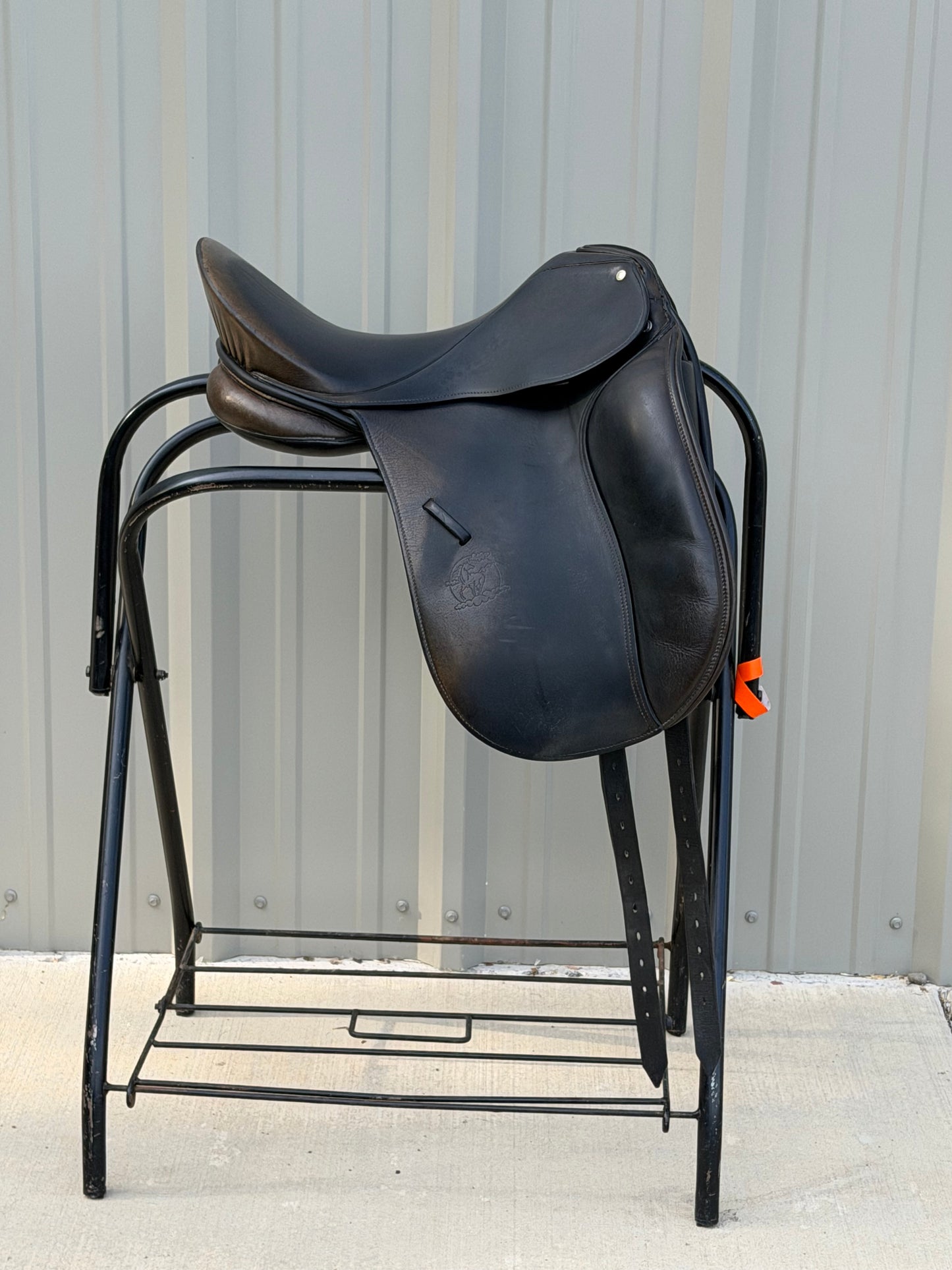 Schleese Jane Savoie Dressage Saddle – 17” – Black – Made in Canada