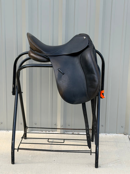 Schleese Jane Savoie Dressage Saddle – 17” – Black – Made in Canada