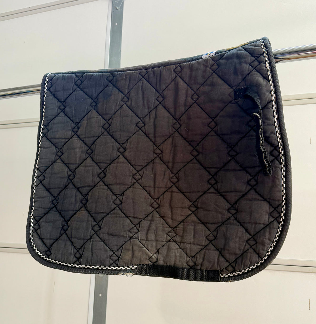 Used Roma Wick-Easy Dressage Saddle Pad – Black