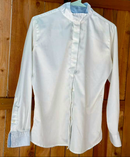 The Tailored Sportsman Women’s Lightweight Show Shirt – White with Light Blue Collar