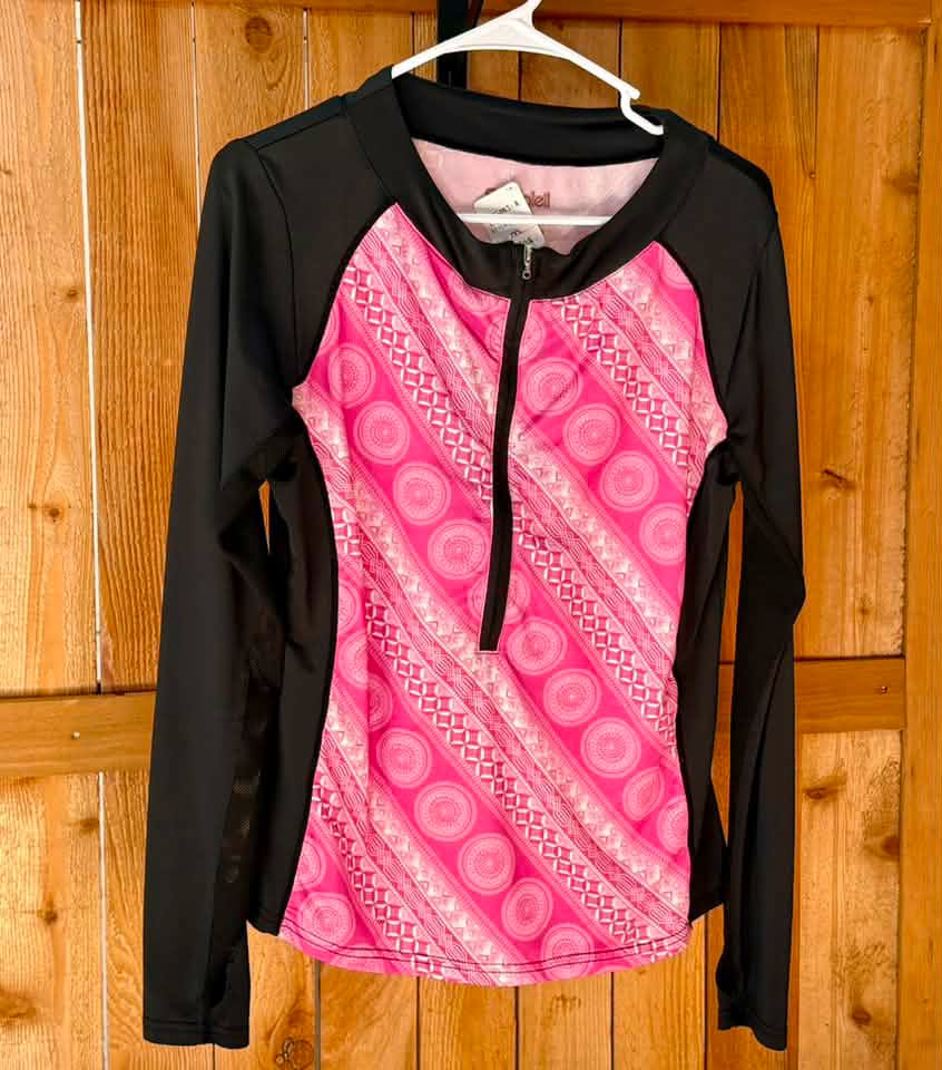 SanSoleil Equestrian Women’s Long Sleeve Sun Shirt – Pink/Black
