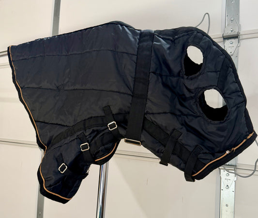 Used Weaver Quilted Stable Hood – Medium – Black