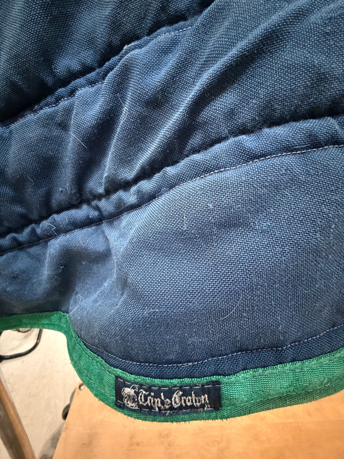 Used Triple Crown Mid-Weight Stable Blanket – 84” – Project Blanket