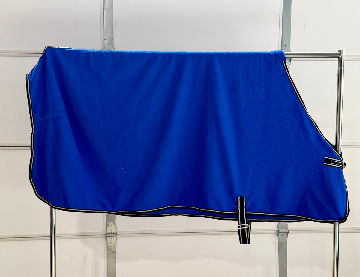 Lightly Used Tough-1 Fleece Cooler – Large (78–80”) – Royal Blue