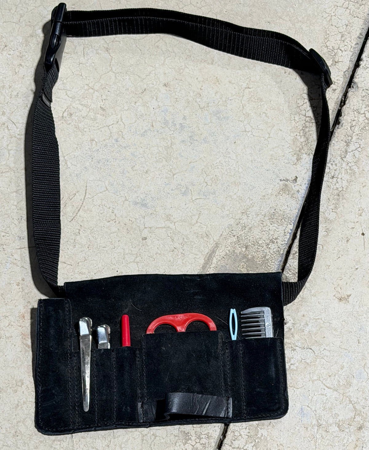 Used Horse Braiding & Banding Kit • Suede & Nylon Tool Pouch