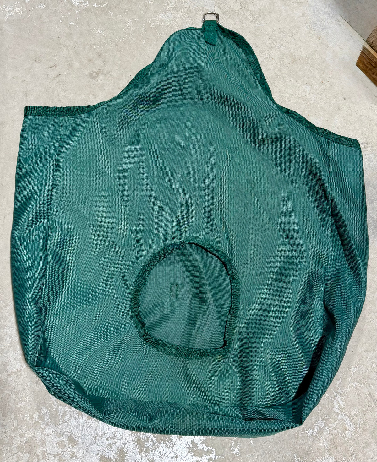 Used Green Nylon Wide-Capacity Hay Bag