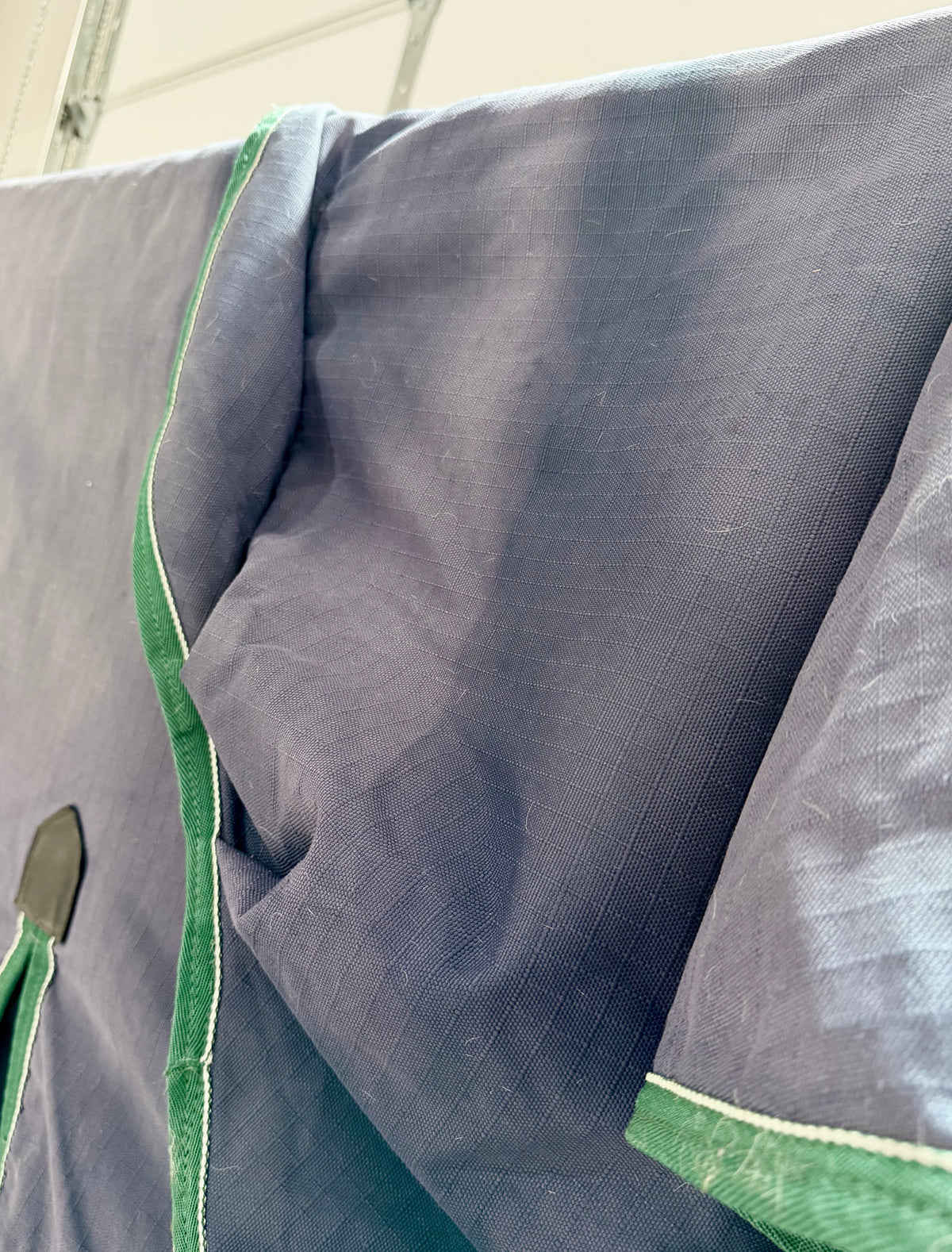 Used Weatherbetta Mid-Weight Turnout Blanket with Detachable Neck Cover – 69”