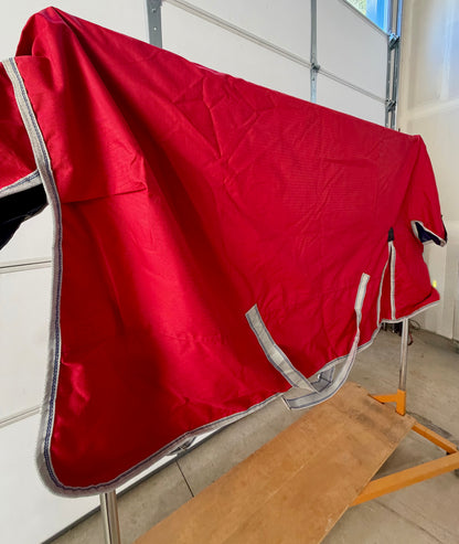 Like-New WeatherBeeta ComFiTec Classic Standard-Neck Lite Turnout Sheet – 72” – Red & Silver