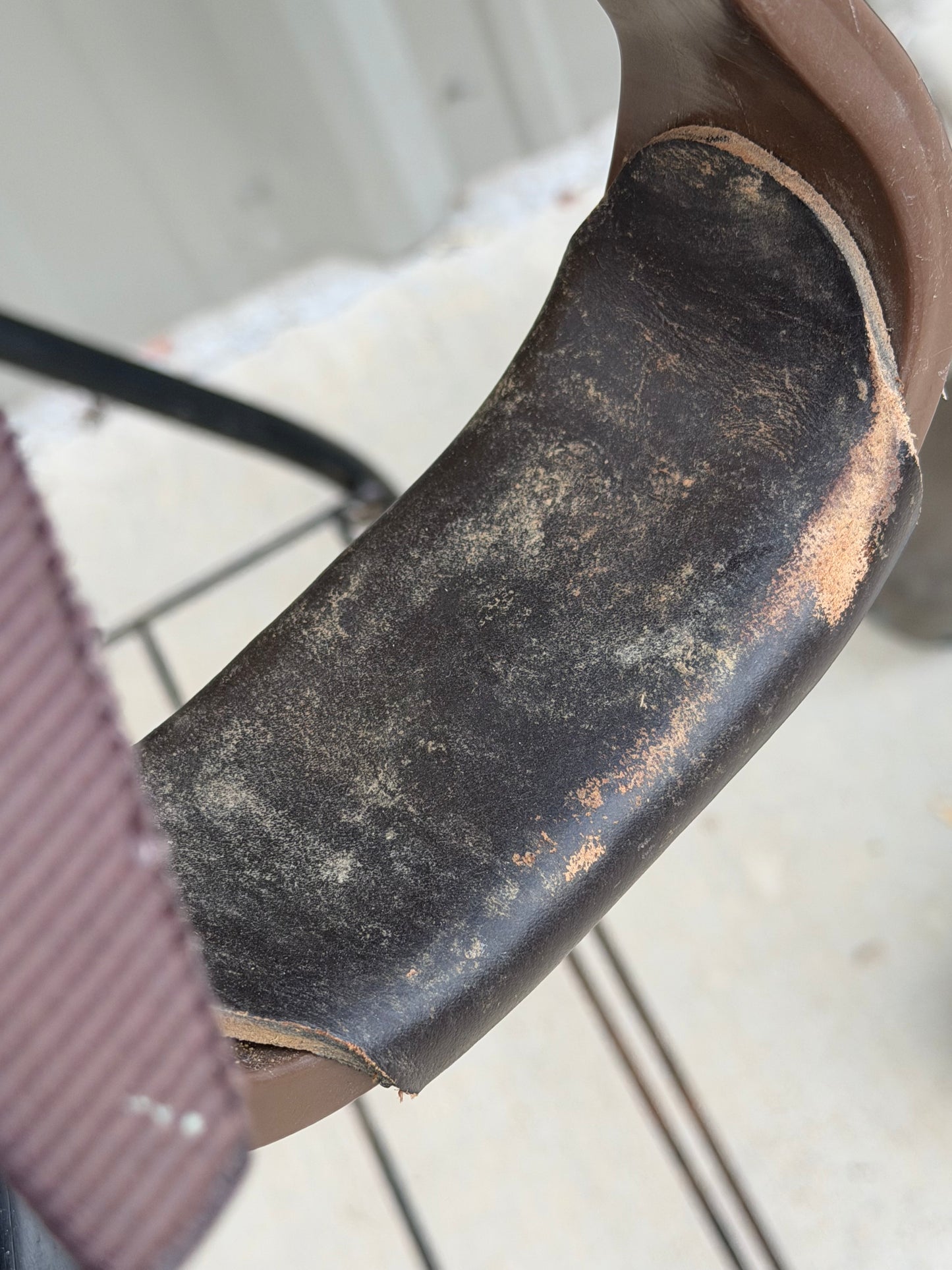 Used Wintec Western Saddle – 15” Seat – Brown Synthetic