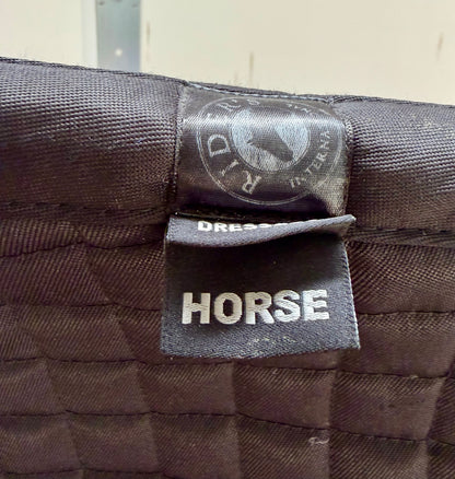 Lightly Used Dover Saddlery & Riders International Dressage Pad – Black