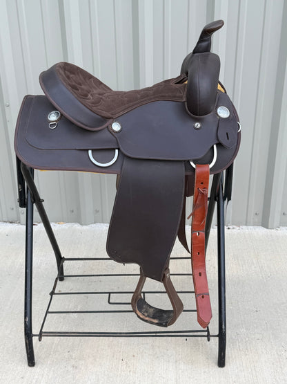 Used Wintec Western Saddle – 15” Seat – Brown Synthetic