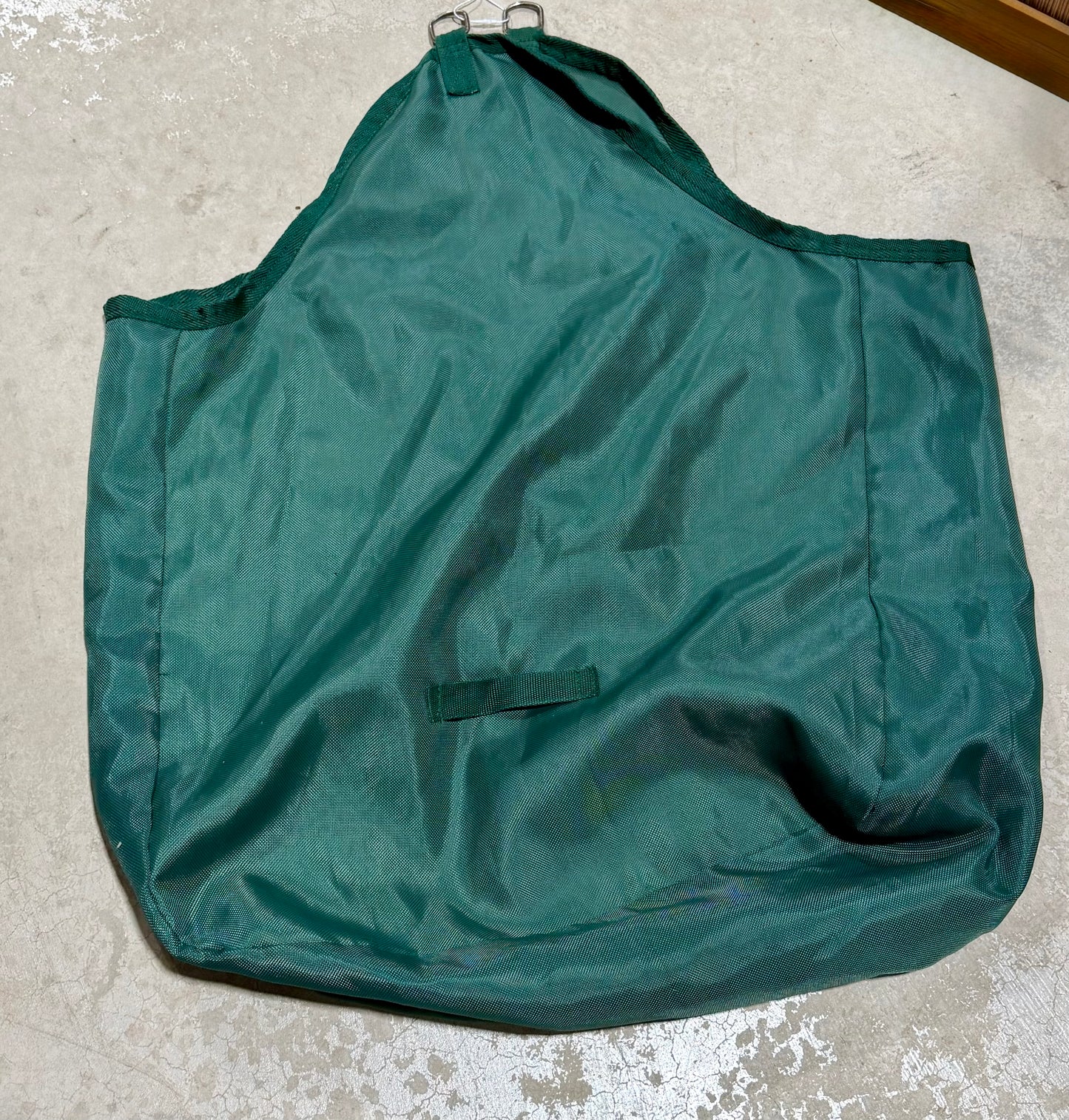 Used Green Nylon Wide-Capacity Hay Bag