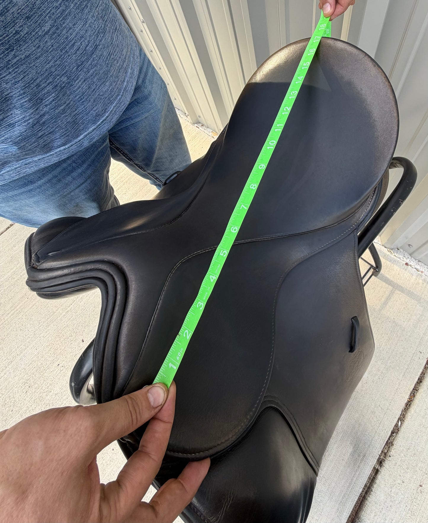 Schleese Jane Savoie Dressage Saddle – 17” – Black – Made in Canada