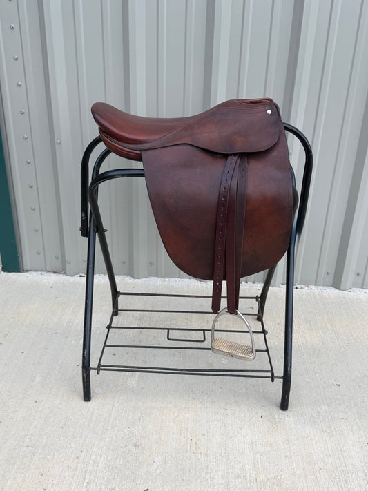 Vintage Hallmark English Cutback Saddle – Approx. 20” Seat – Made in Argentina