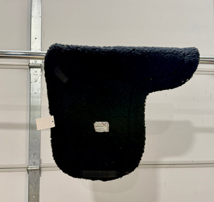 Used Toklat Medallion Fleece Shaped Dressage Pad – Black