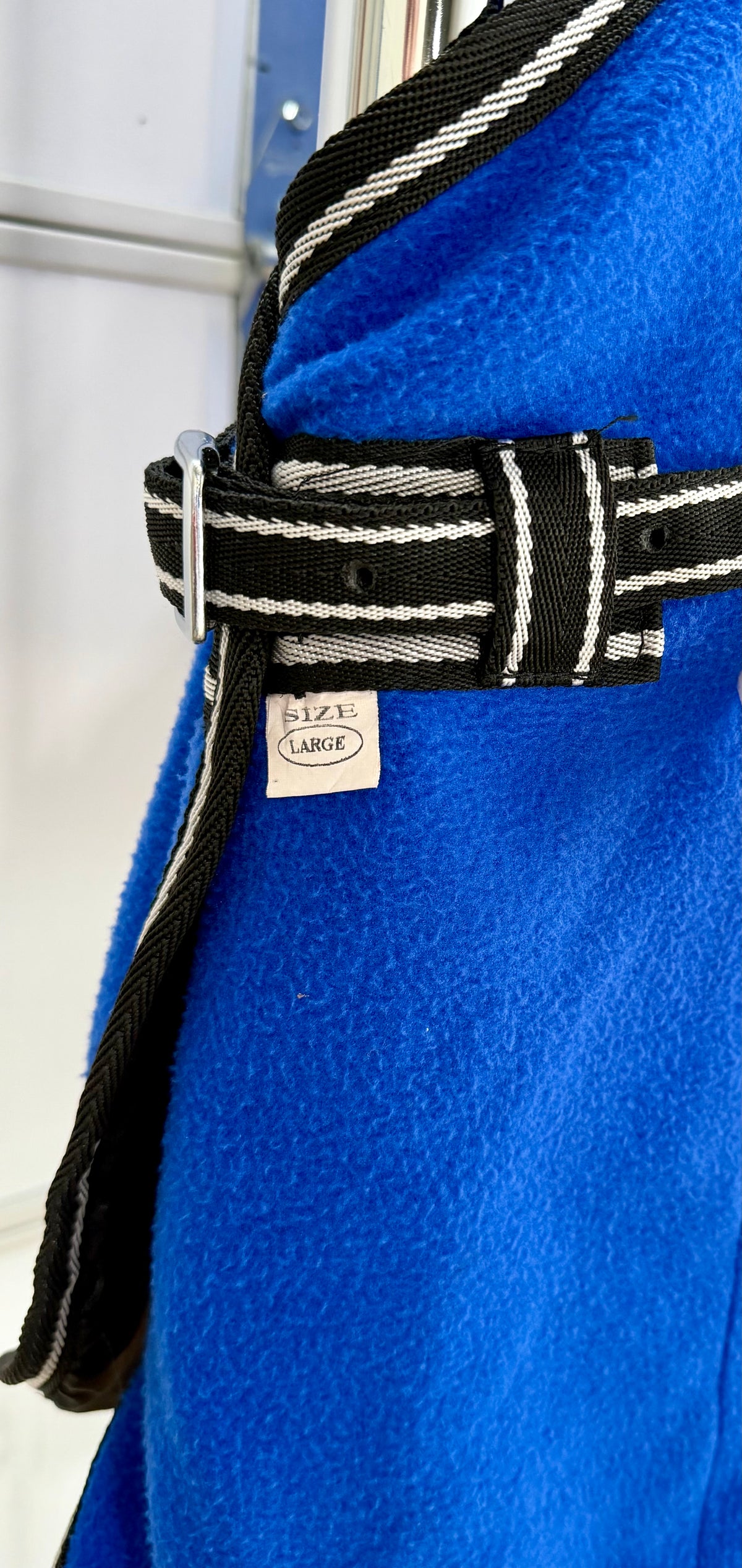Lightly Used Tough-1 Fleece Cooler – Large (78–80”) – Royal Blue