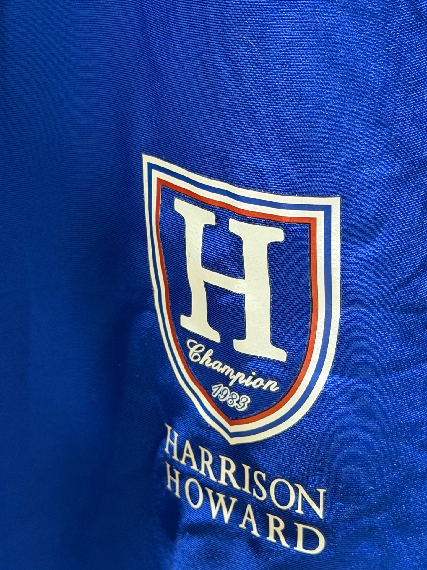 Lightly Used Harrison Howard Lycra Shoulder Guard – Medium