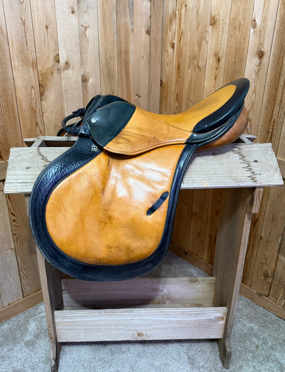 Stubben Two-Tone English All-Purpose Saddle – 17” Seat, Medium Tree (5.5” Gullet)