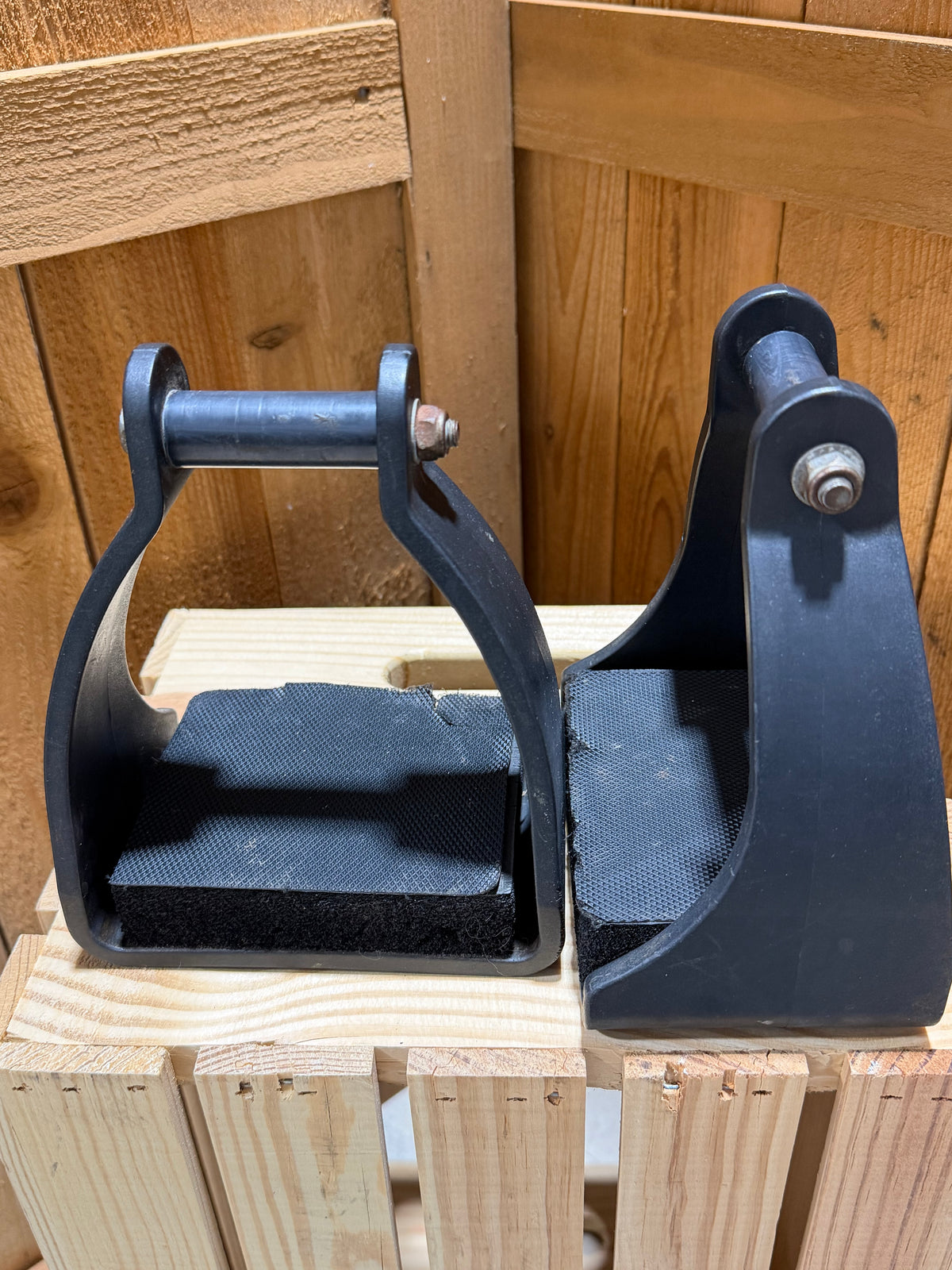Endurance / Trail Stirrups with Anti-Fatigue Pads