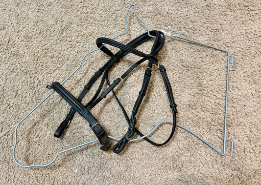 Bobby’s English Tack Black English Bridle – Cob
