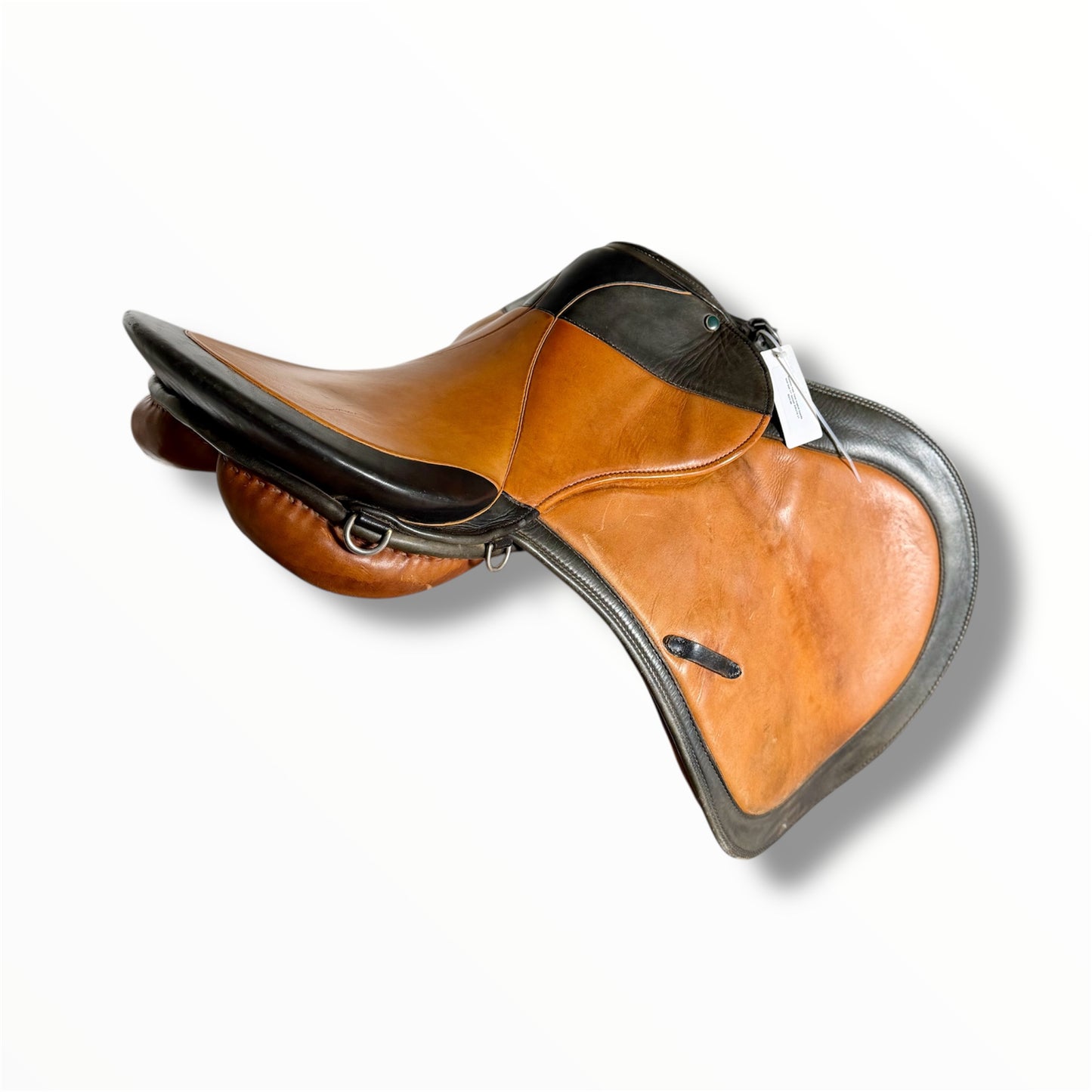 Stubben Two-Tone English All-Purpose Saddle – 17” Seat, Medium Tree (5.5” Gullet)