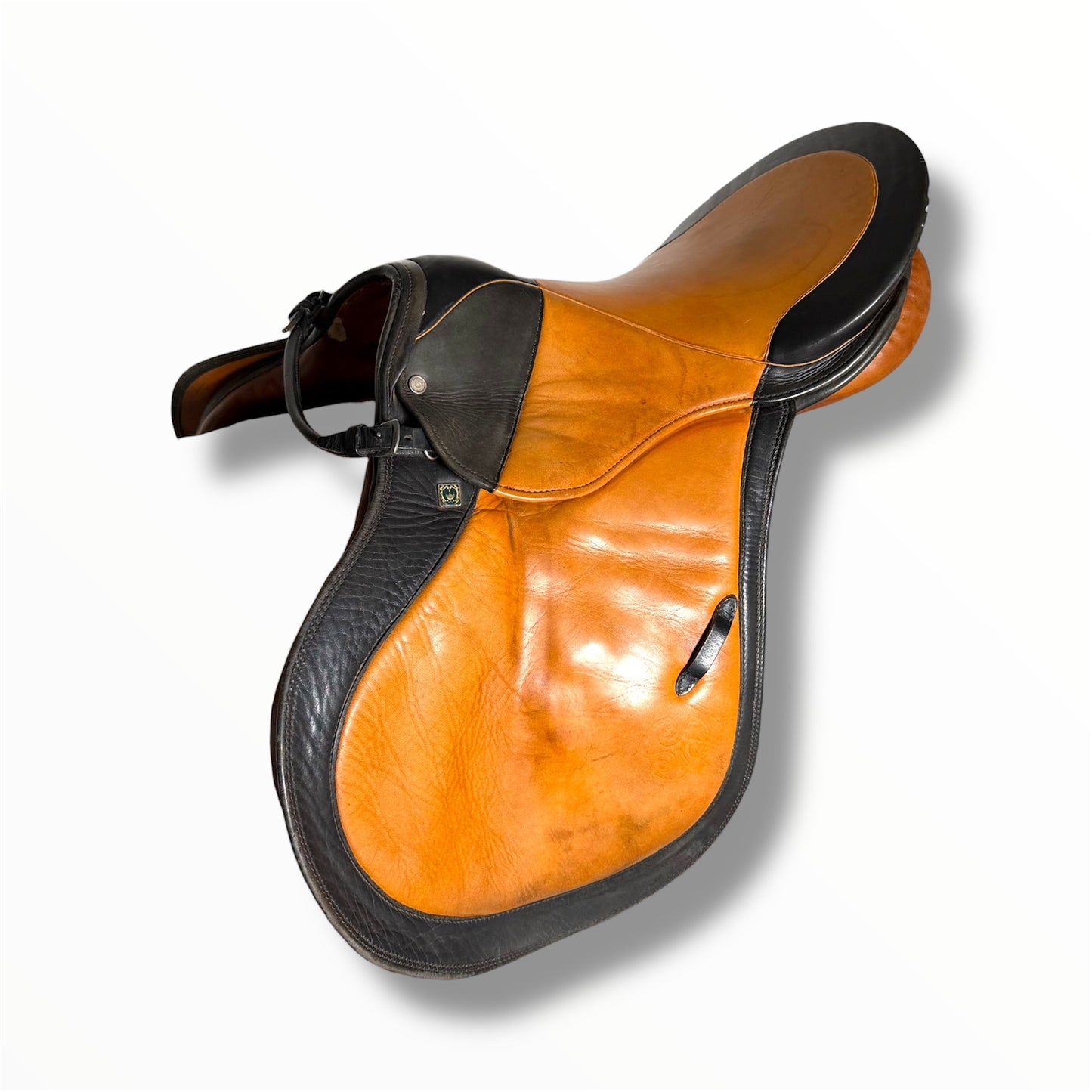 Stubben Two-Tone English All-Purpose Saddle – 17” Seat, Medium Tree (5.5” Gullet)