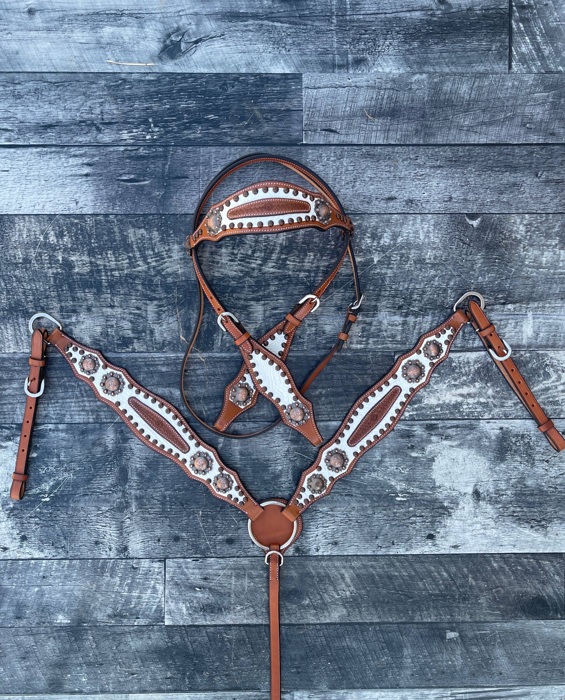 doc holiday tack set browband close up