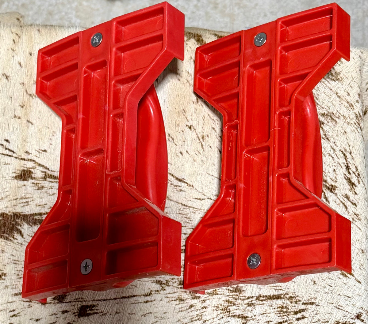 Bale Handle Hay Bale Carriers • Set of 2 • Red