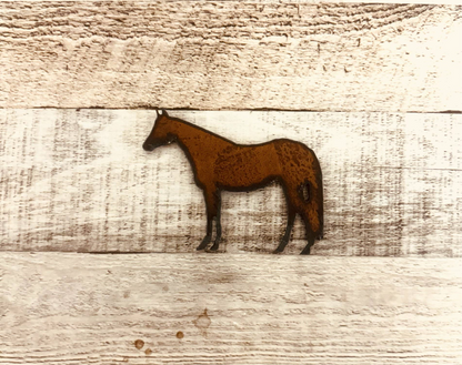 standing quarter horse ornament  horizontal